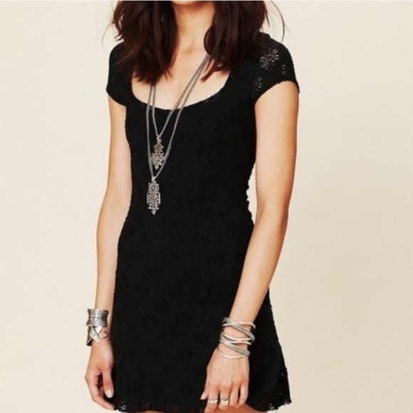 Free People Daisy Godet Slip Dress Black Lace - Picture 2 of 14